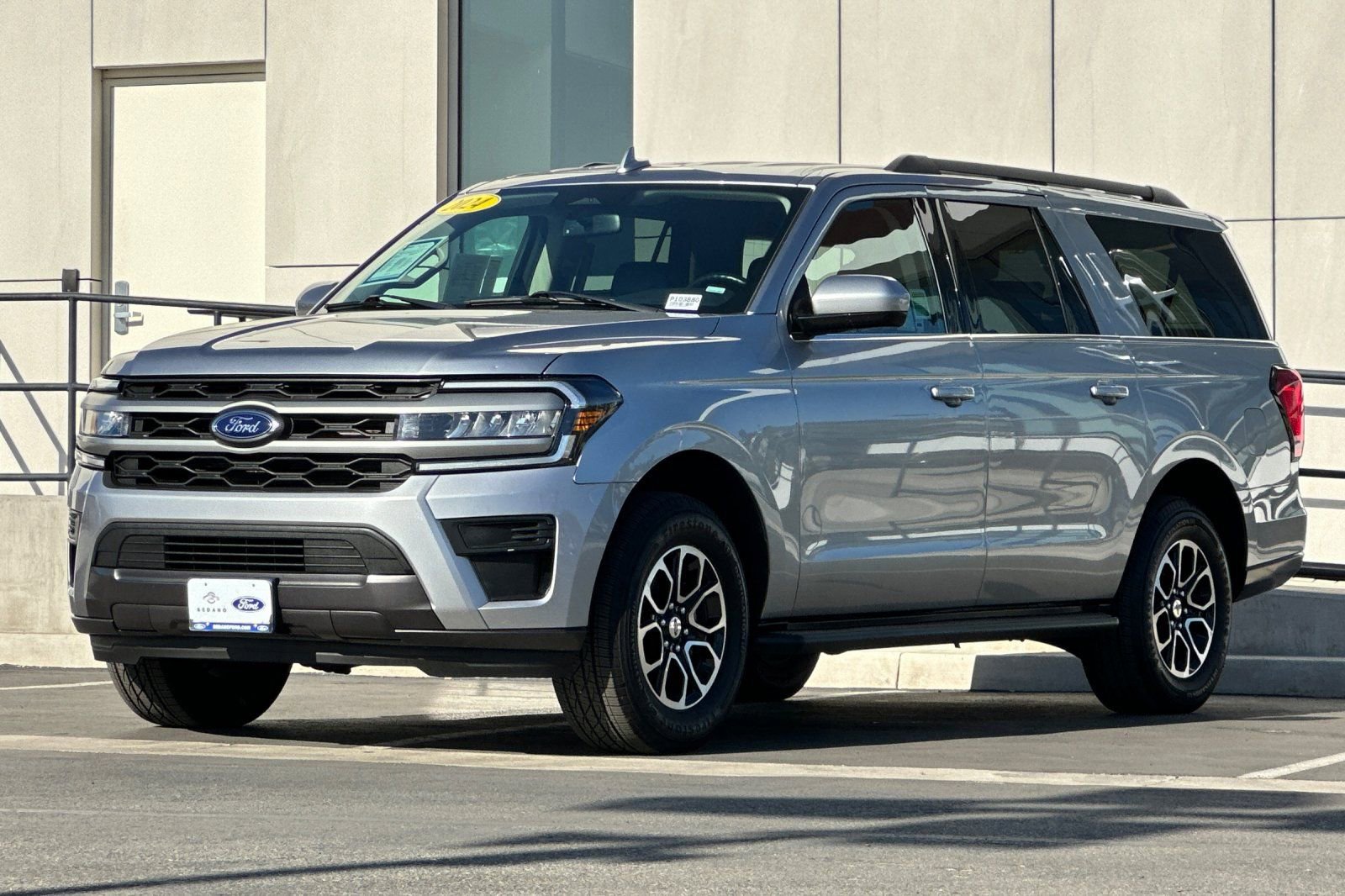 Certified 2024 Ford Expedition Max XLT RWD image 7