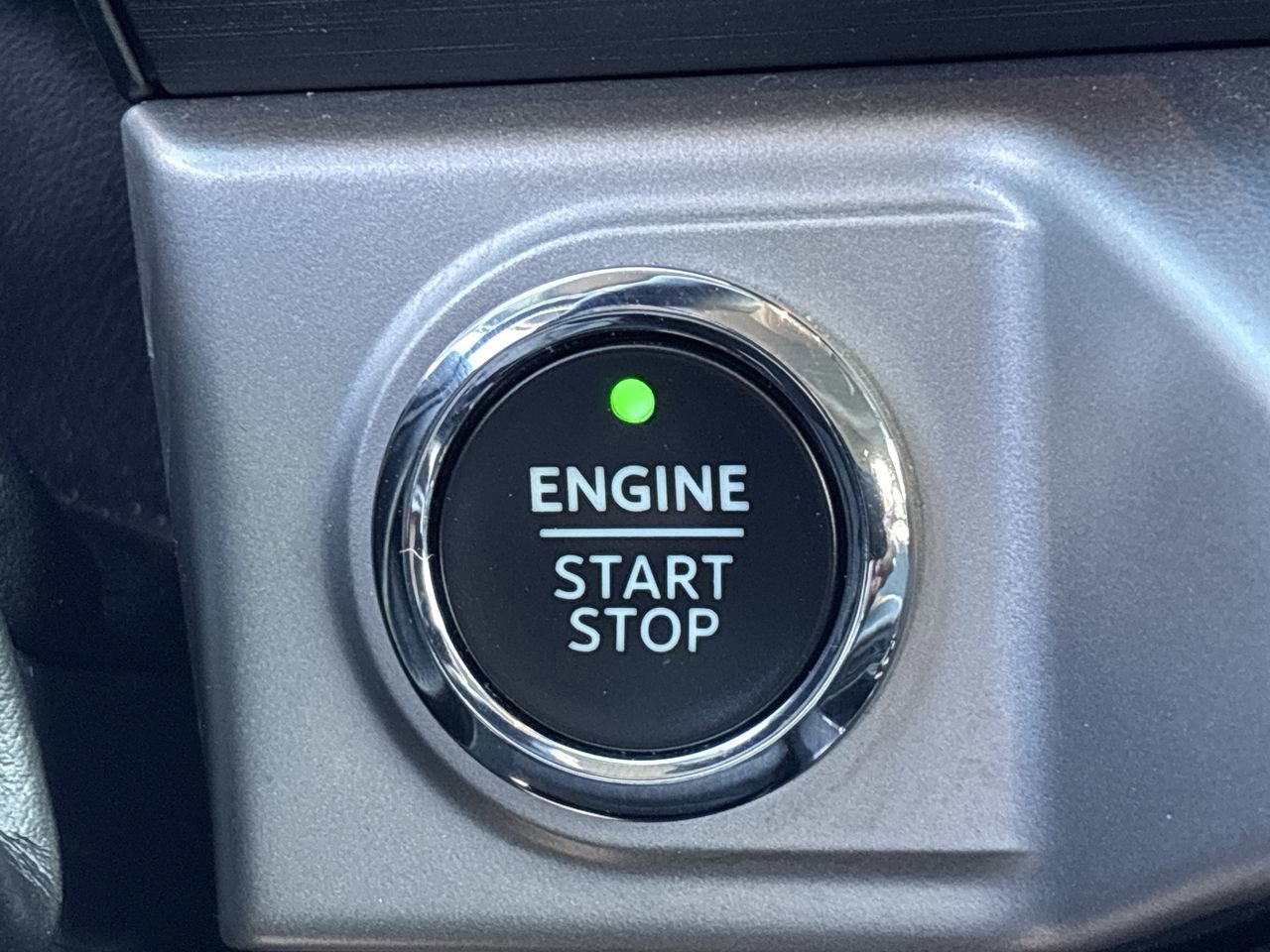 Certified 2022 Ford F150 XLT w/ Equipment Group 302A High image 36