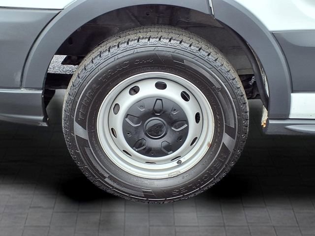 Certified 2017 Ford Transit 150 130 Low Roof RWD image 11