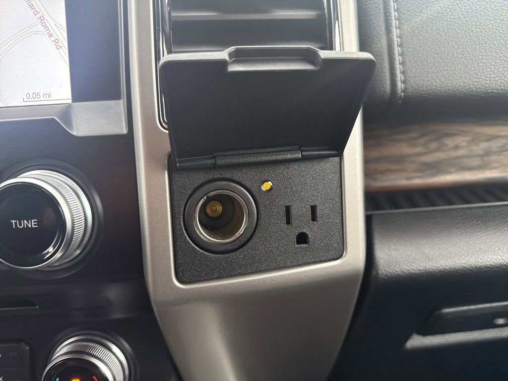 Certified 2018 Ford F150 Lariat w/ Equipment Group 502A Luxury image 42