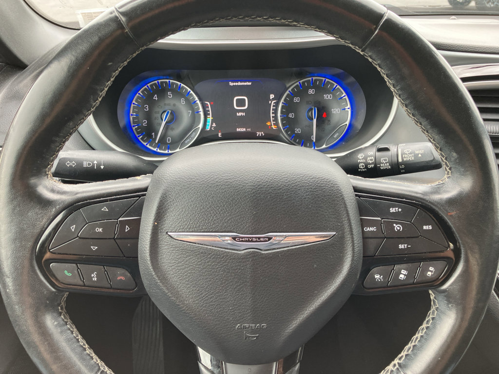 Used 2020 Chrysler Pacifica Touring-L Plus image 19