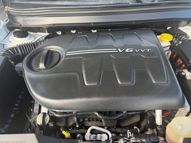 Used 2021 Jeep Cherokee Trailhawk w/ Trailer Tow Group AWD/4WD image 22