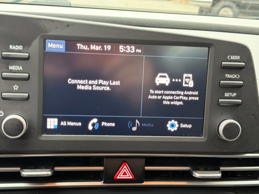 Used 2021 Hyundai Elantra SE w/ Cargo Package image 29