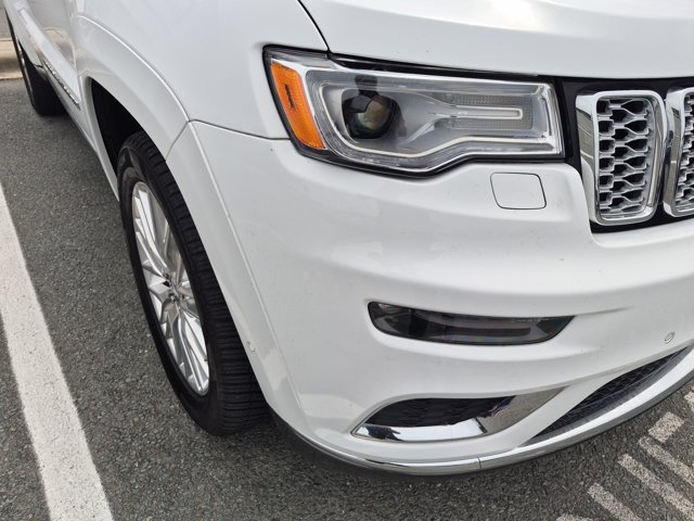 Used 2017 Jeep Grand Cherokee Summit AWD/4WD image 10