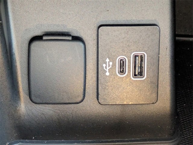 Certified 2025 Ford Explorer Active image 22