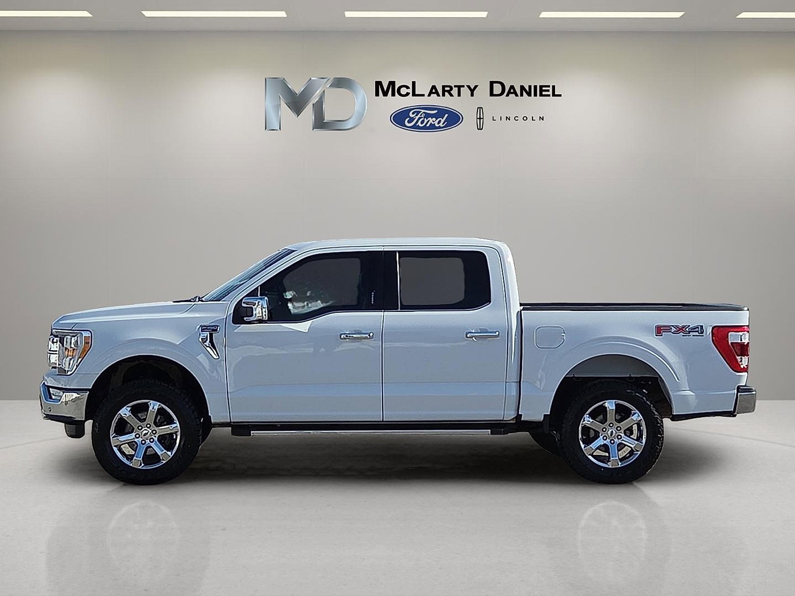 Certified 2021 Ford F150 Lariat image 3