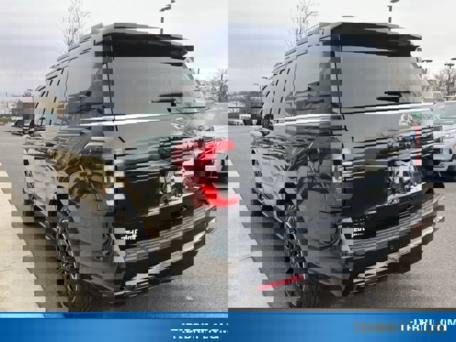 Certified 2024 Ford Expedition Limited image 3