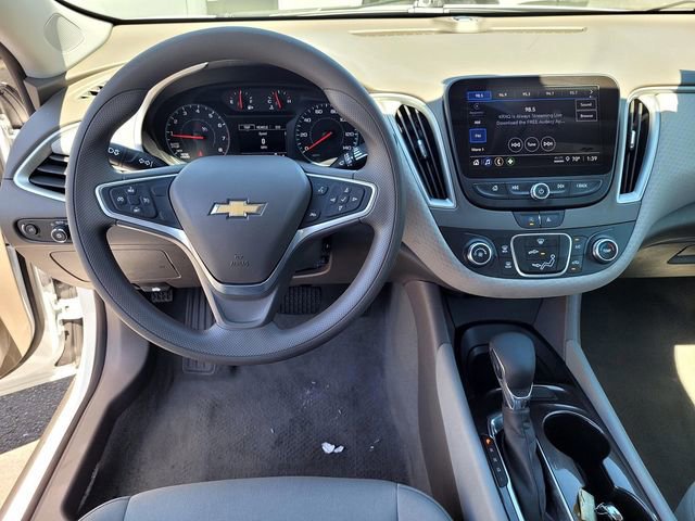 Used 2022 Chevrolet Malibu LS image 9