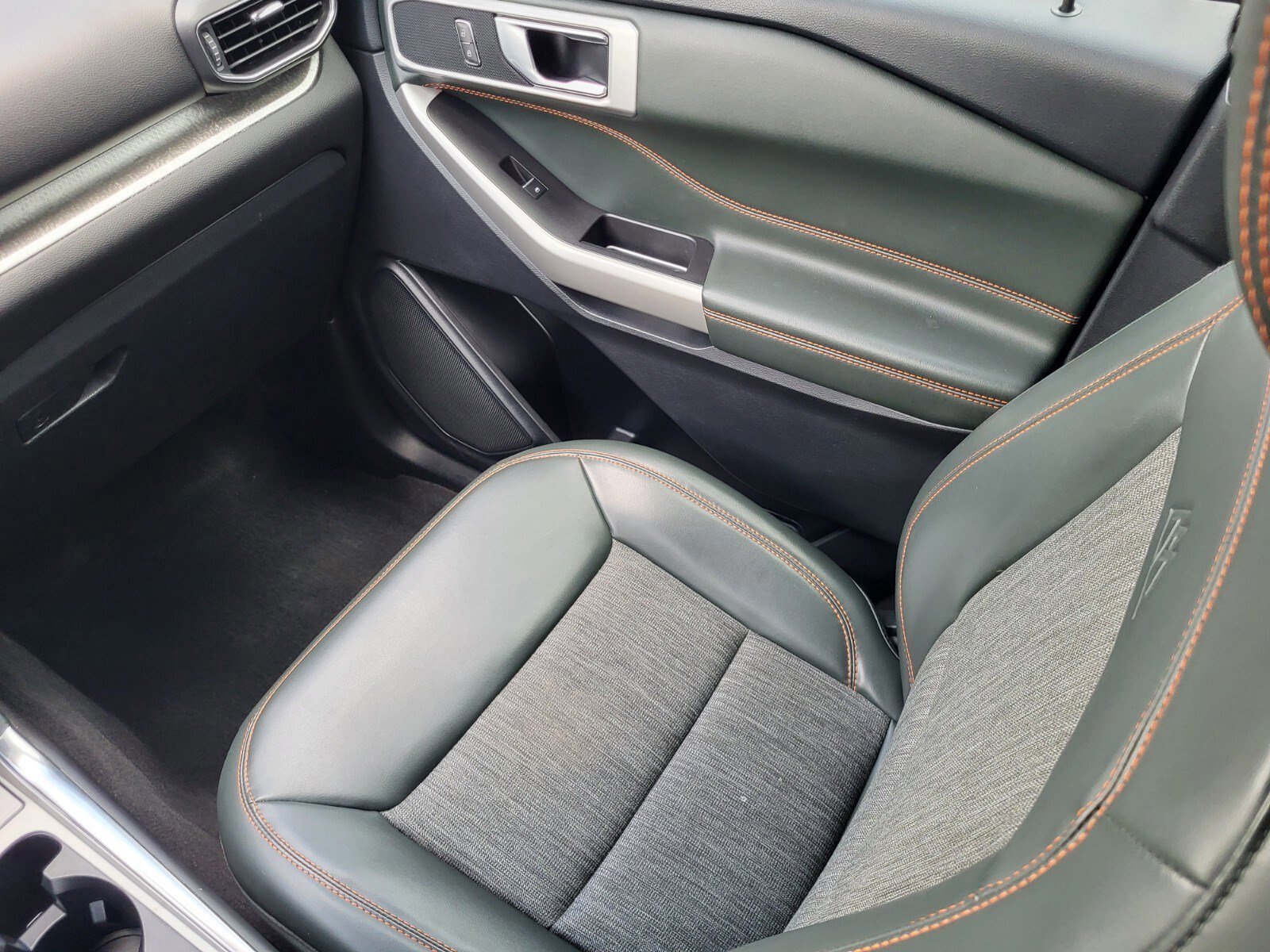 Certified 2022 Ford Explorer Timberline image 17