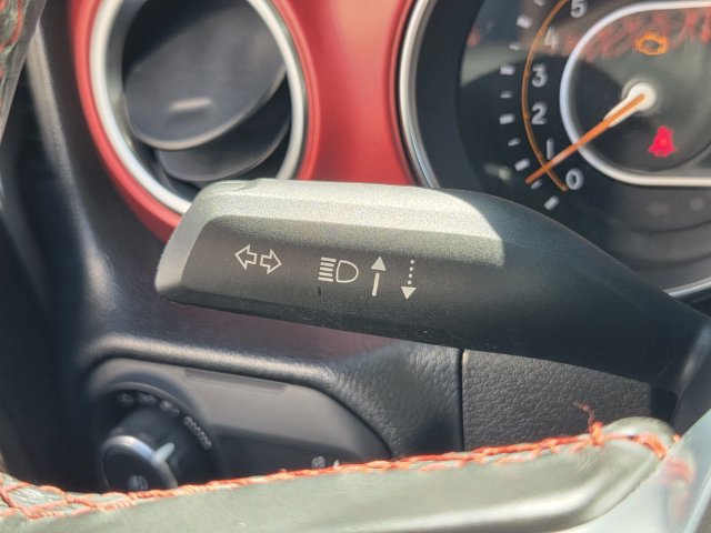Used 2023 Jeep Wrangler Unlimited Rubicon w/ LED Lighting Group AWD/4WD image 34