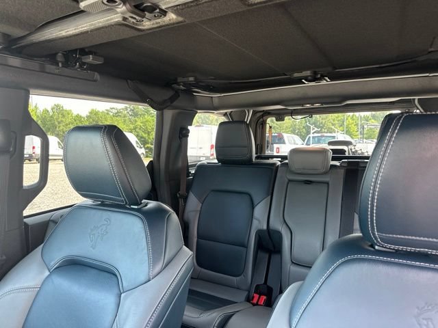 Certified 2023 Ford Bronco Outer Banks w/ Sasquatch Package AWD/4WD image 8