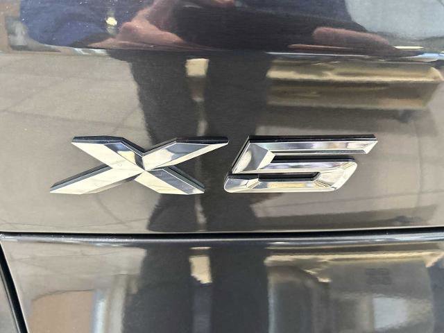Used 2023 BMW X5 xDrive40i w/ Premium Essential Package image 31