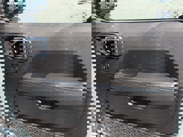 Used 2023 Jeep Wrangler Rubicon w/ Safety Group image 36