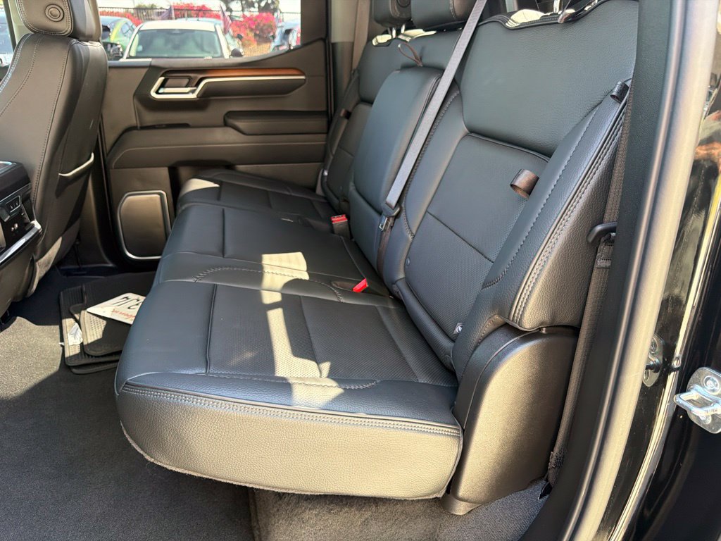 Used 2026 GMC Sierra 1500 Denali w/ Technology Package AWD/4WD image 35