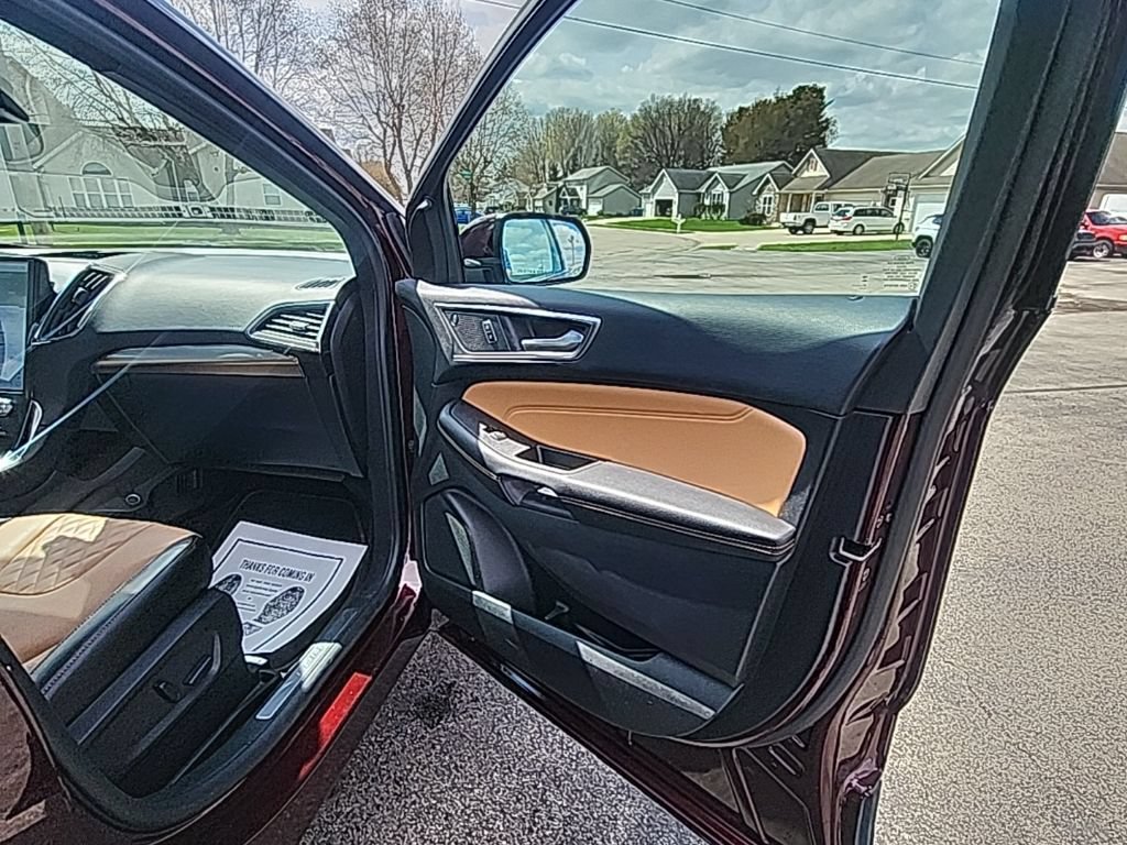 Certified 2024 Ford Edge Titanium w/ Titanium Elite Package AWD/4WD image 12