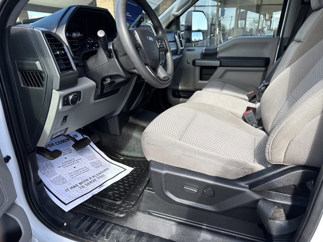 Certified 2020 Ford F350 XLT w/ XLT Value Package image 19