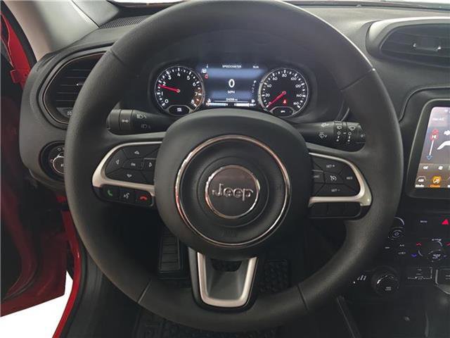 Used 2023 Jeep Renegade Latitude AWD/4WD image 12