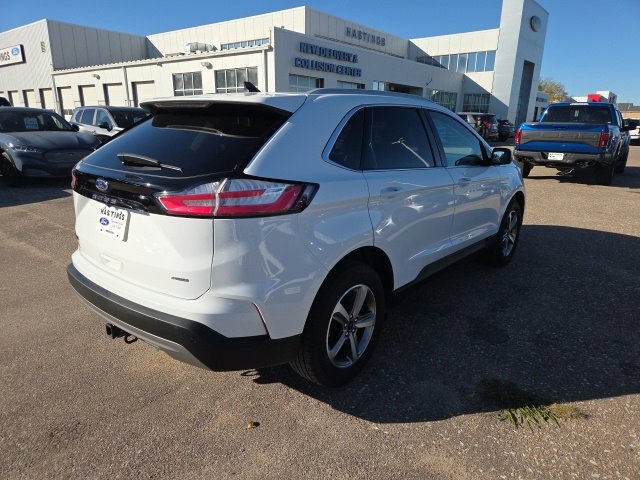 Certified 2023 Ford Edge SEL w/ Convenience Package image 3