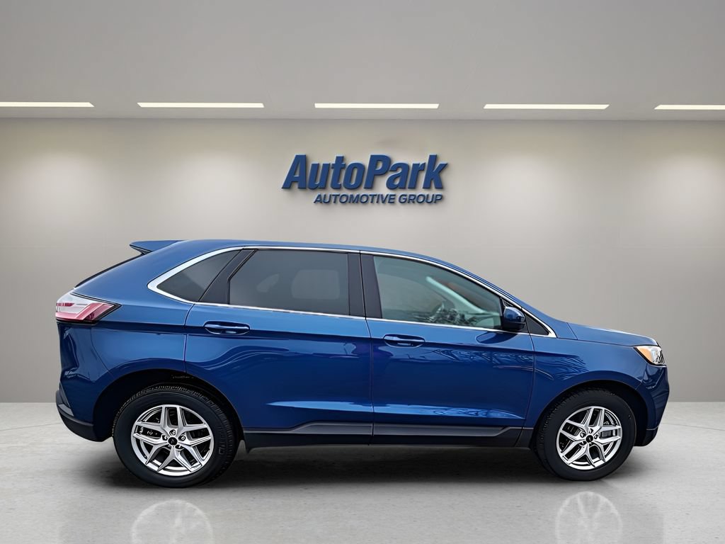 Certified 2023 Ford Edge SEL w/ Convenience Package AWD/4WD image 8
