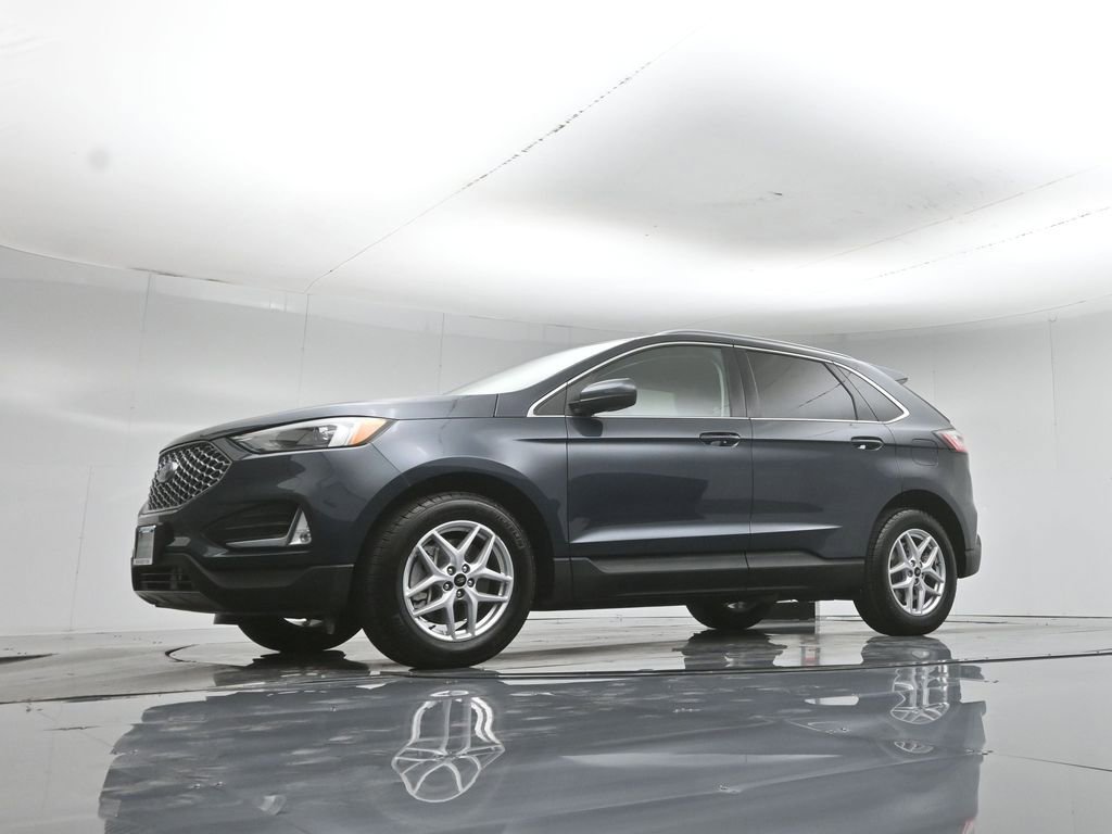 Certified 2024 Ford Edge SEL w/ Convenience Package AWD/4WD image 47