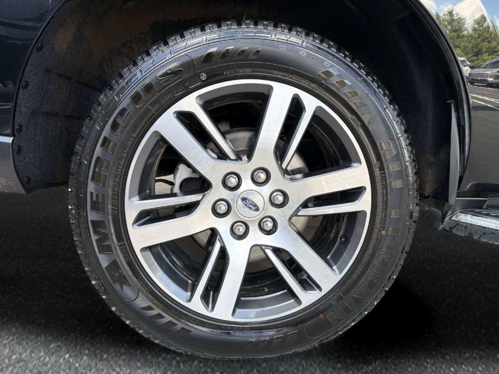 Certified 2023 Ford Expedition XLT RWD image 24