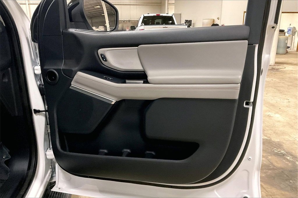 Certified 2025 Ford Expedition Max Active image 23