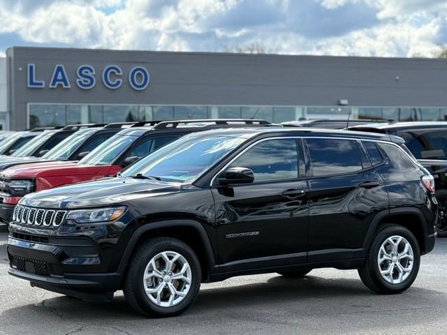 Used 2024 Jeep Compass Sport