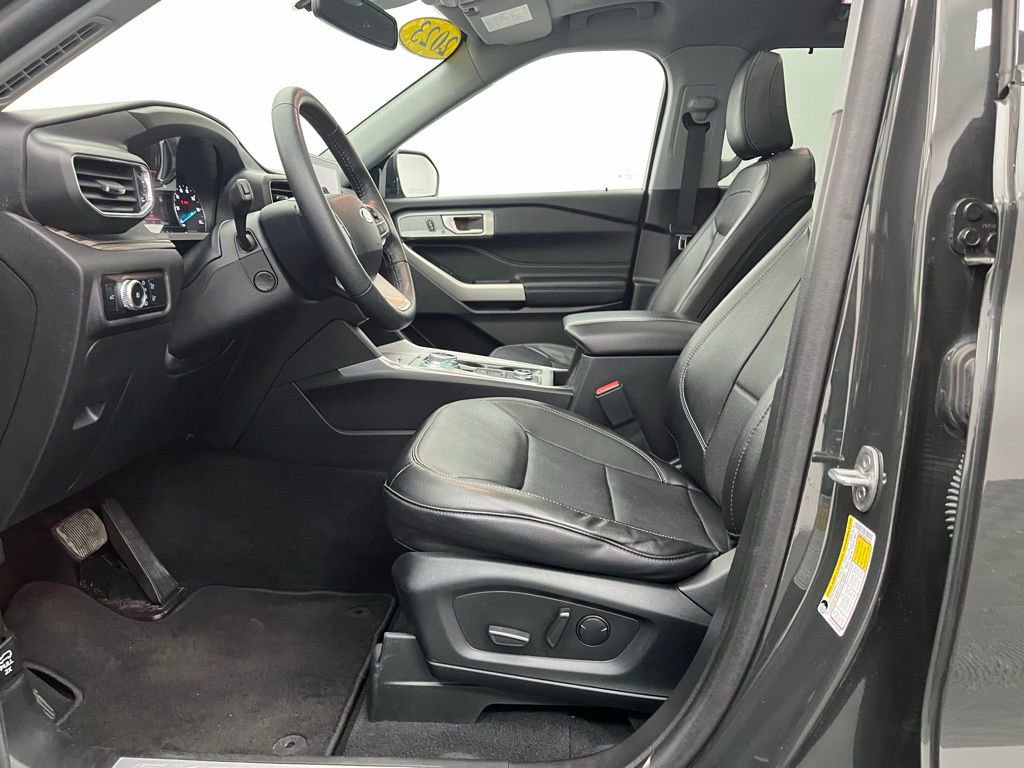 Certified 2023 Ford Explorer Limited w/ Equipment Group 301A image 20