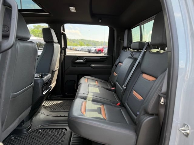 Used 2025 GMC Sierra 3500 AT4 w/ AT4 Premium Plus Package AWD/4WD image 17