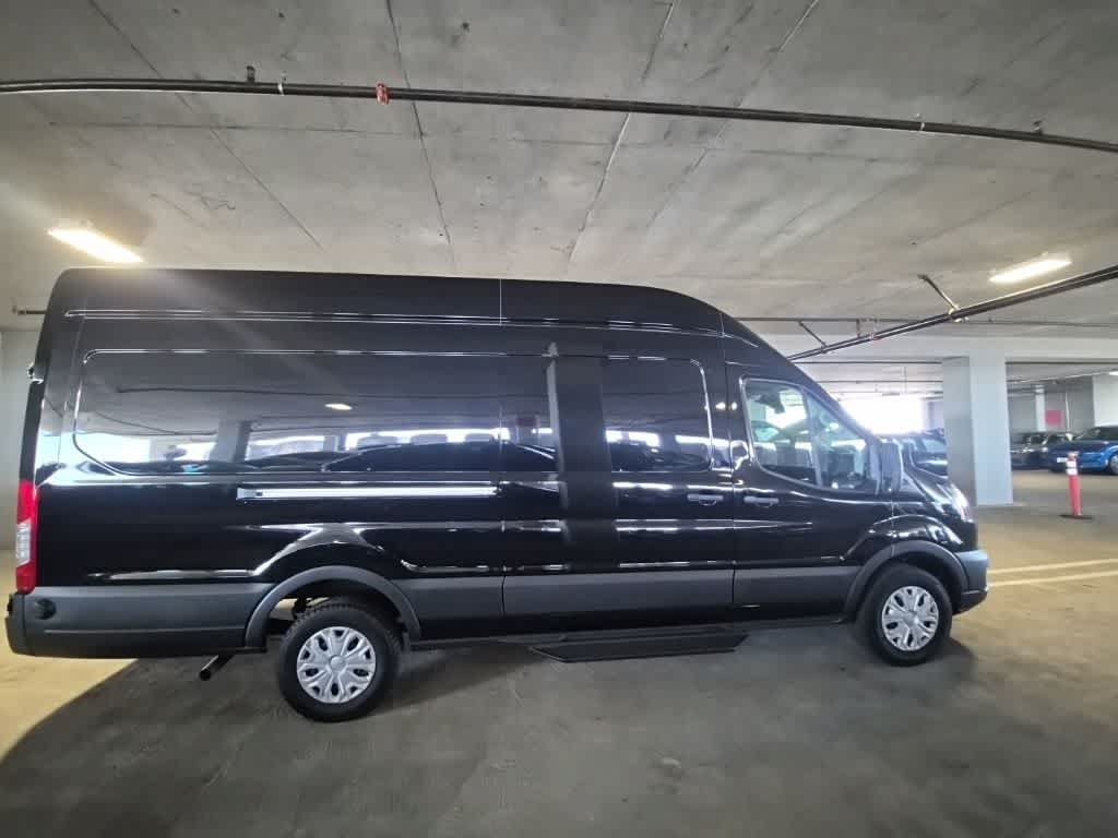 Certified 2025 Ford Transit 250 148 High Roof Extended RWD image 6