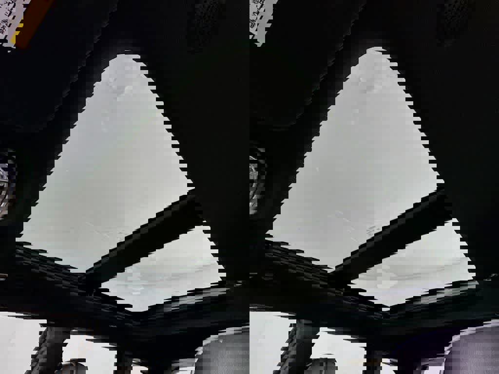 Used 2019 Jeep Grand Cherokee Overland image 30