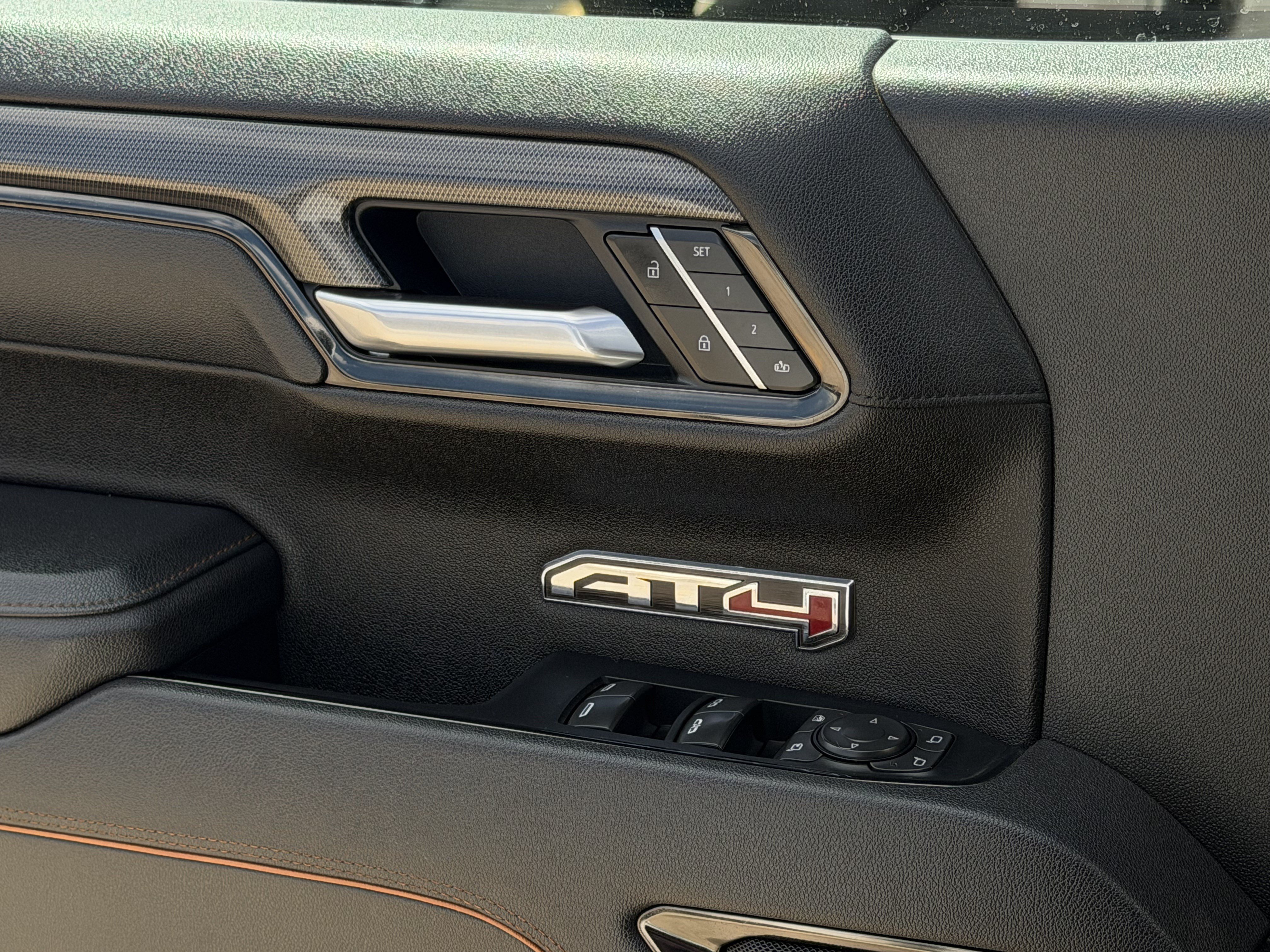 Used 2025 GMC Sierra 1500 AT4 AWD/4WD image 28