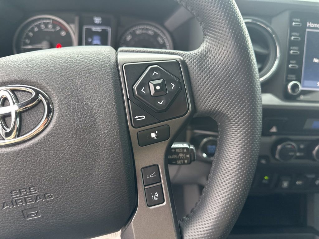 Used 2023 Toyota Tacoma TRD Sport w/ Technology Package AWD/4WD image 16