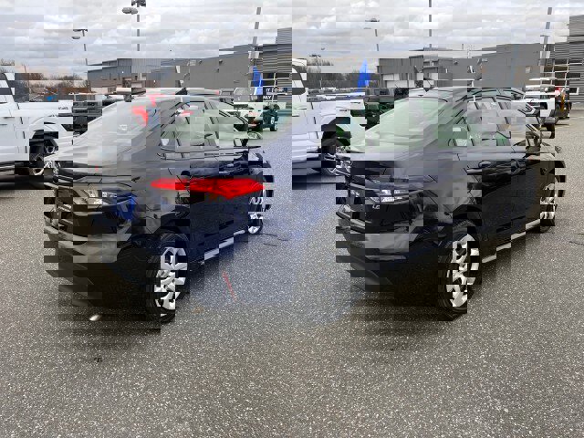 Used 2023 Toyota Corolla LE image 5