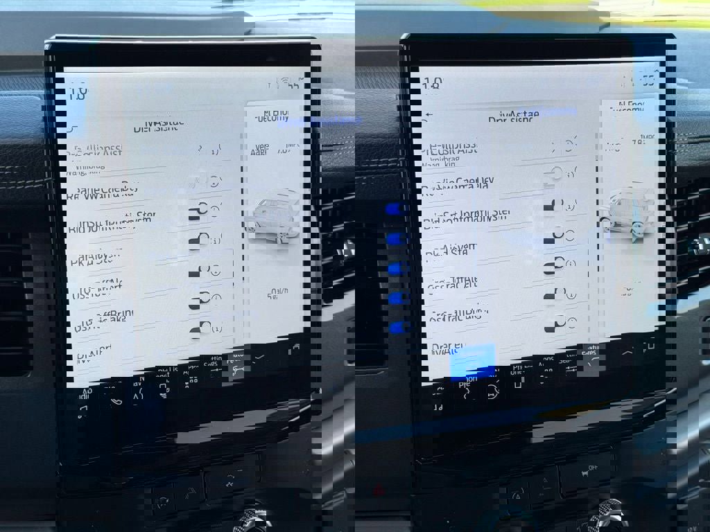 Certified 2024 Ford Expedition XLT image 43