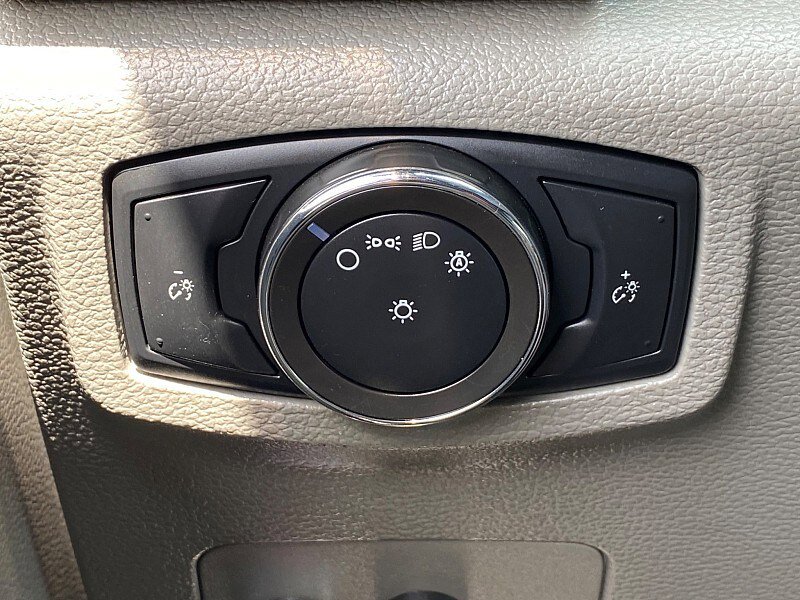 Certified 2022 Ford F550 4x4 Regular Cab Super Duty image 44