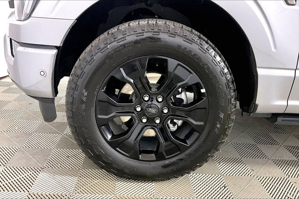 Certified 2023 Ford F150 Platinum w/ Equipment Group 701A High AWD/4WD image 7