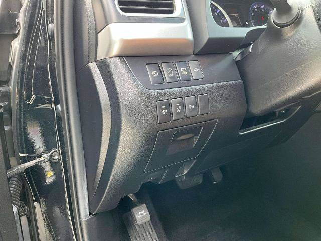 Used 2019 Toyota Highlander Limited Platinum AWD/4WD image 16