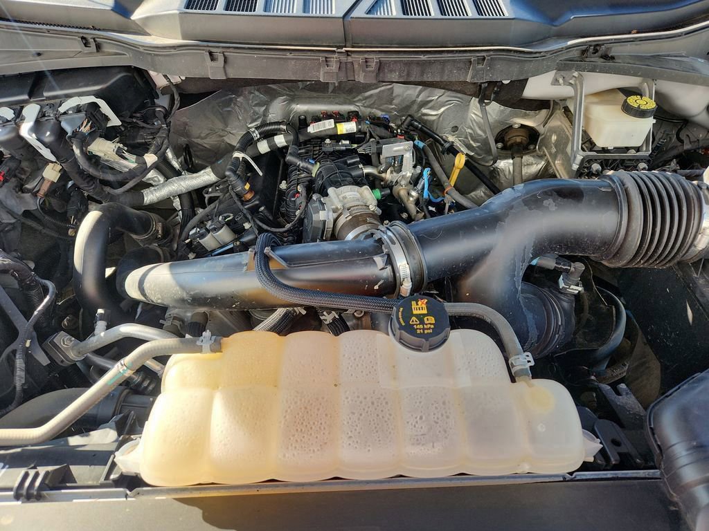 Certified 2021 Ford F150 XLT w/ Equipment Group 302A High image 21