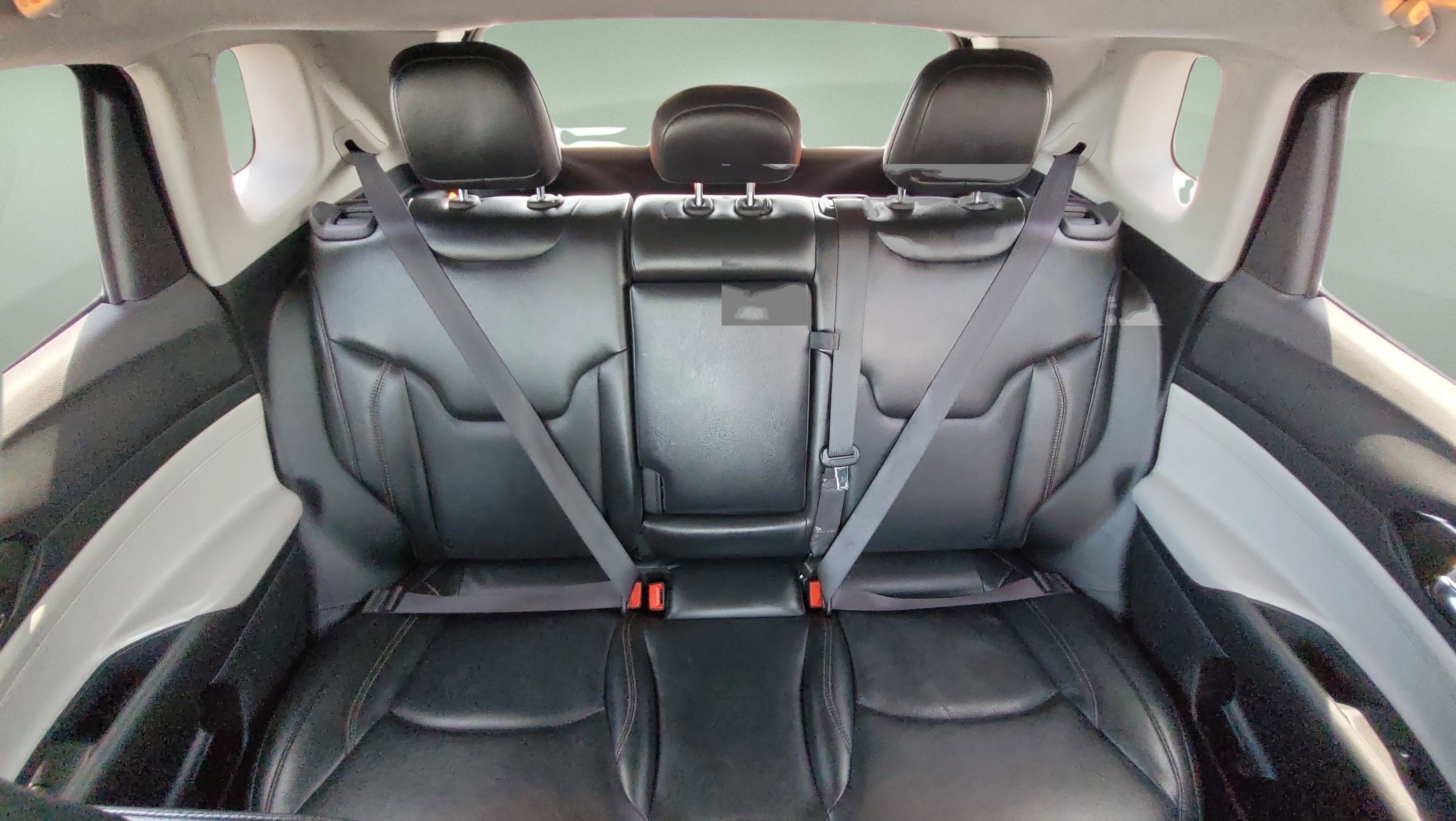Used 2022 Jeep Compass Limited AWD/4WD image 19