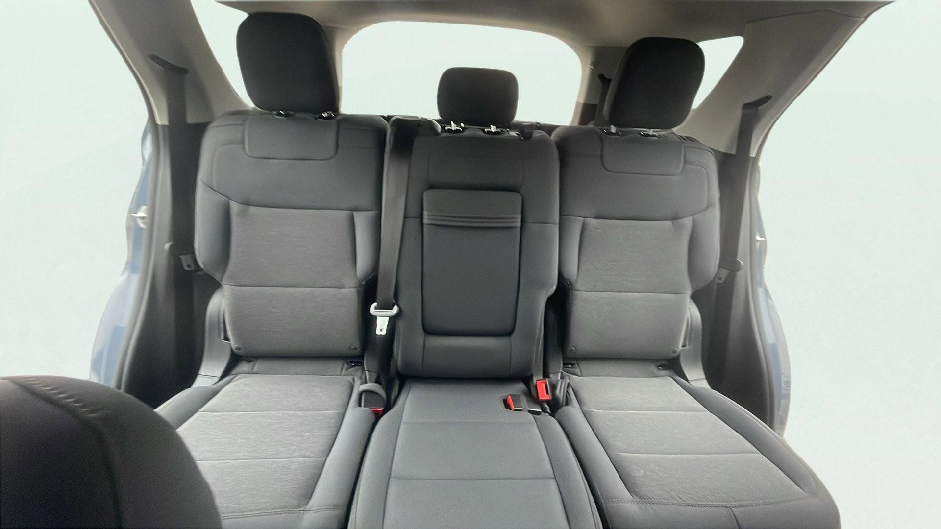 Certified 2025 Ford Explorer Active AWD/4WD image 18