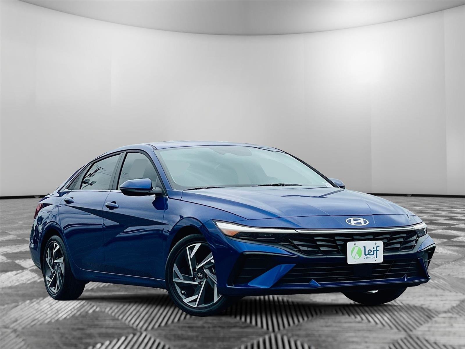 Used 2025 Hyundai Elantra Limited