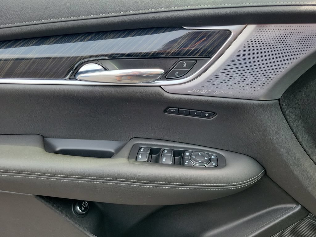 Used 2020 Cadillac XT6 Premium Luxury AWD/4WD image 20