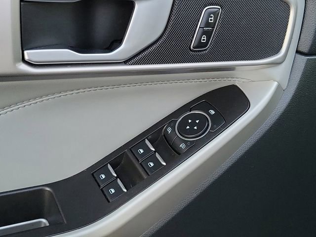 Certified 2023 Ford Explorer XLT w/ Equipment Group 202A image 19