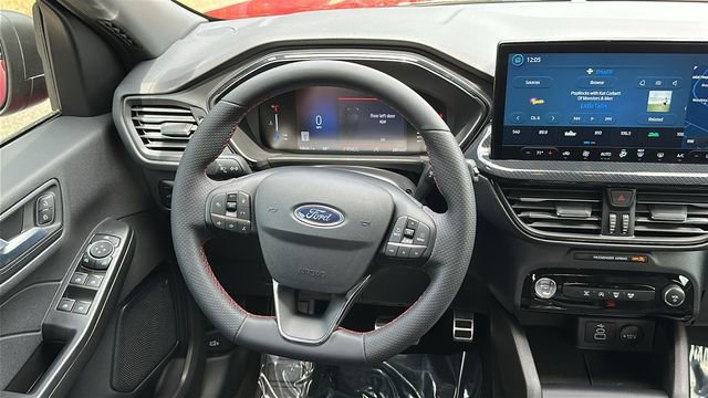 Certified 2024 Ford Escape ST-Line w/ Tech Pack #1 FWD image 23