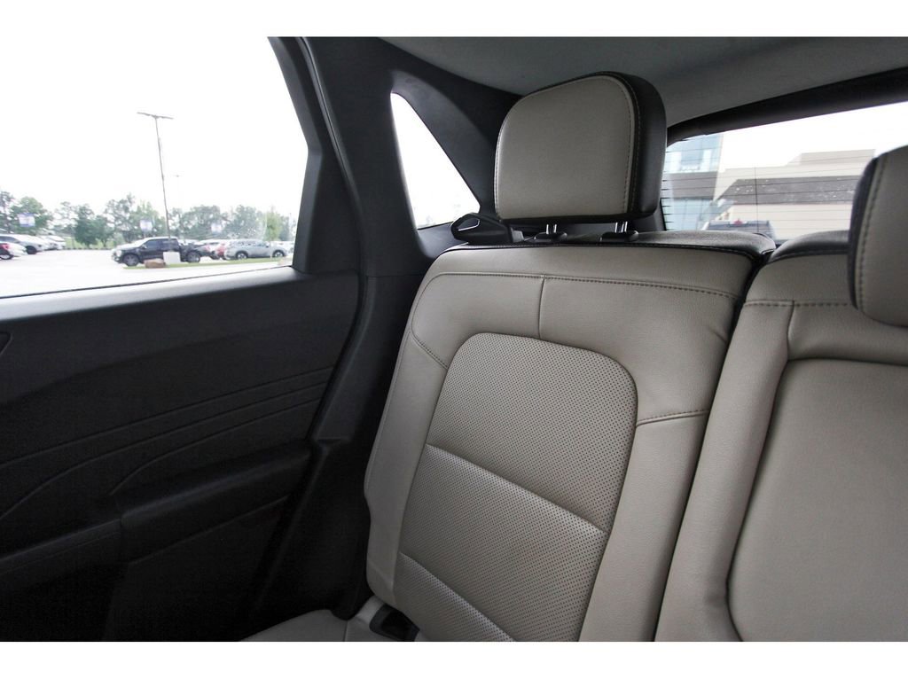 Certified 2022 Ford Escape SEL FWD image 14