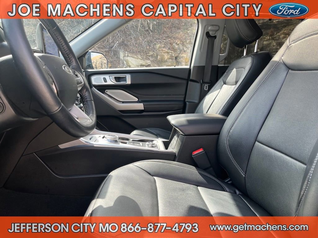 Certified 2023 Ford Explorer Limited w/ Limited Technology Package image 19