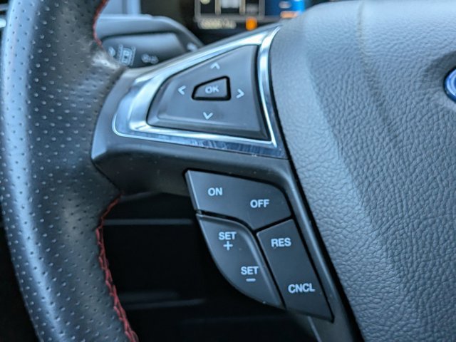 Certified 2022 Ford Edge ST-Line image 19