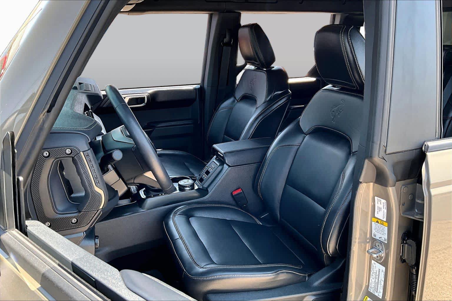 Certified 2025 Ford Bronco Badlands AWD/4WD image 8