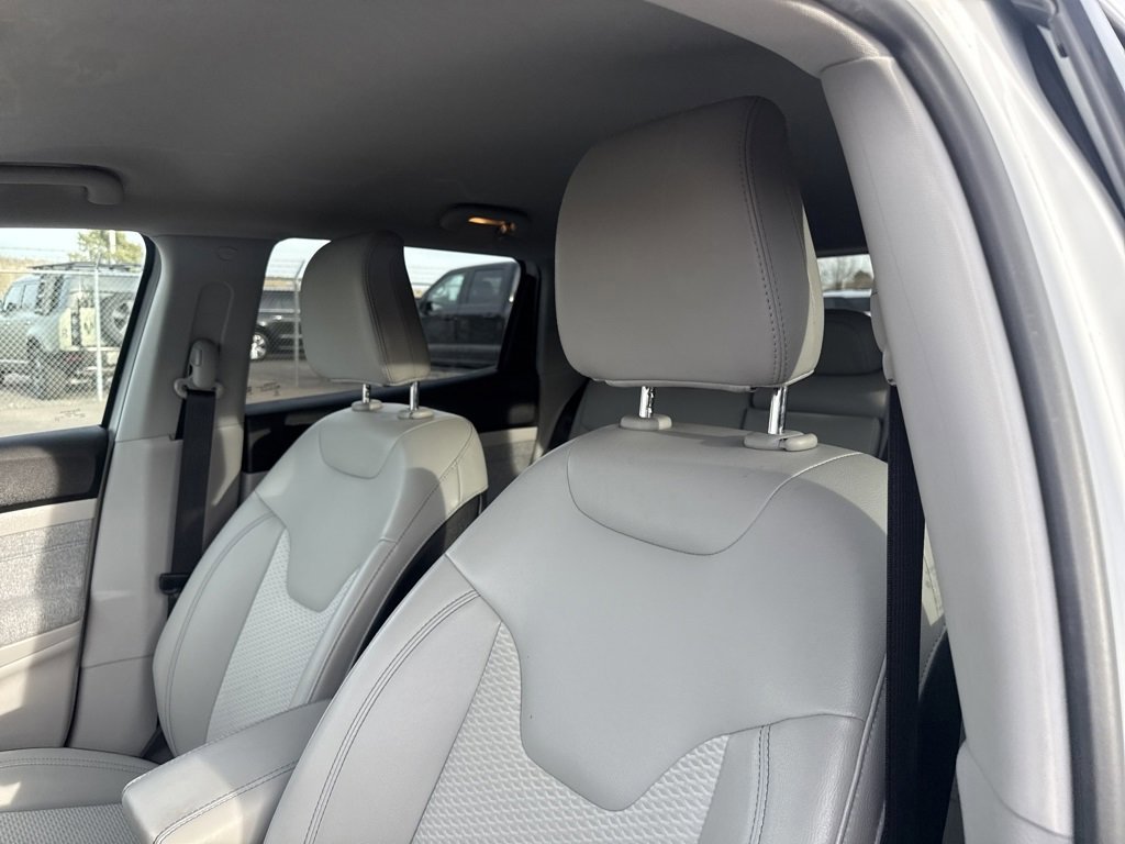 Used 2022 Jeep Compass Latitude w/ Convenience Group image 12